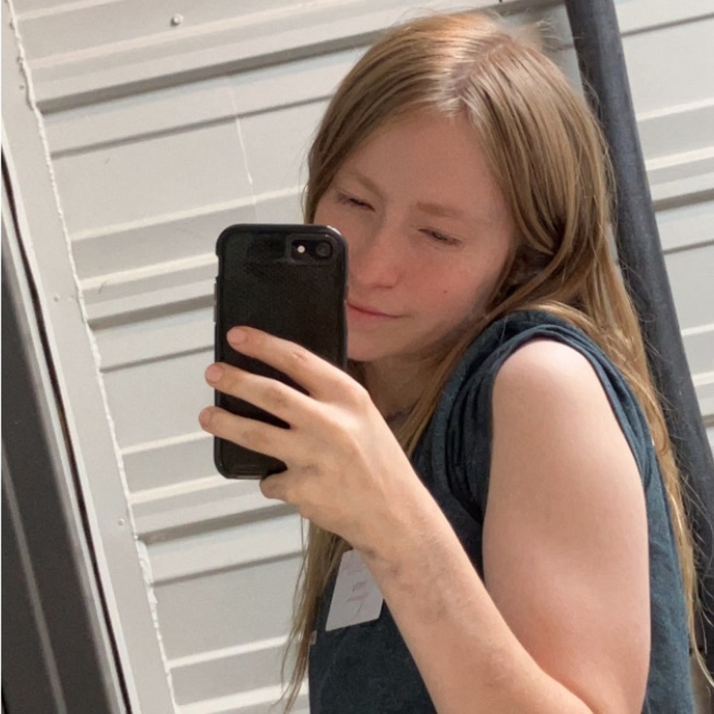 Meet your Posher, Emily